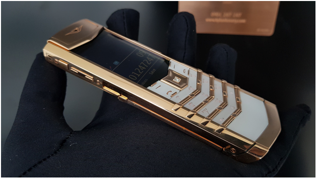 Những lưu ý khi mua Vertu cũ giá rẻ?