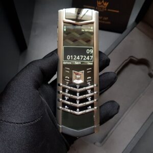 Hướng dẫn vệ sinh điện thoại Vertu tại nhà