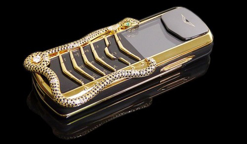                   Vertu Signature Cobra Limited Edition