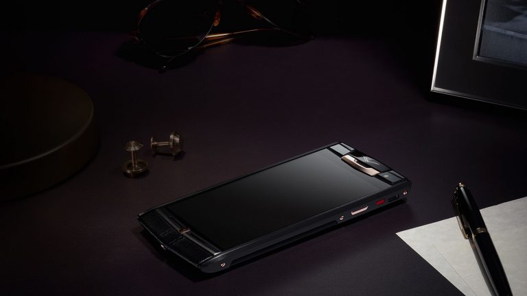 điện thoại cảm ứng vertu