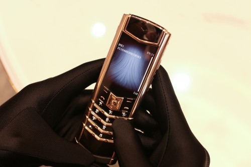 Kiểm tra đời máy Vertu